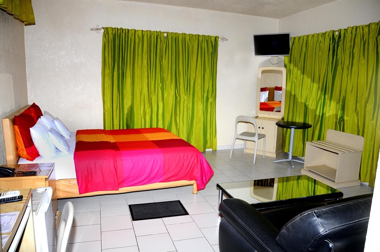 Hotel Saint Thomas Λομέ Εξωτερικό φωτογραφία