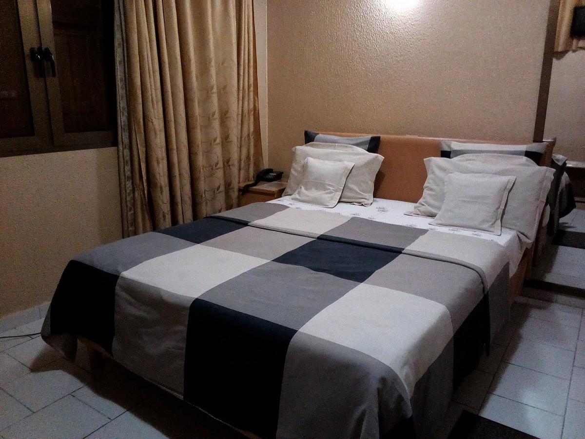 Hotel Saint Thomas Λομέ Εξωτερικό φωτογραφία