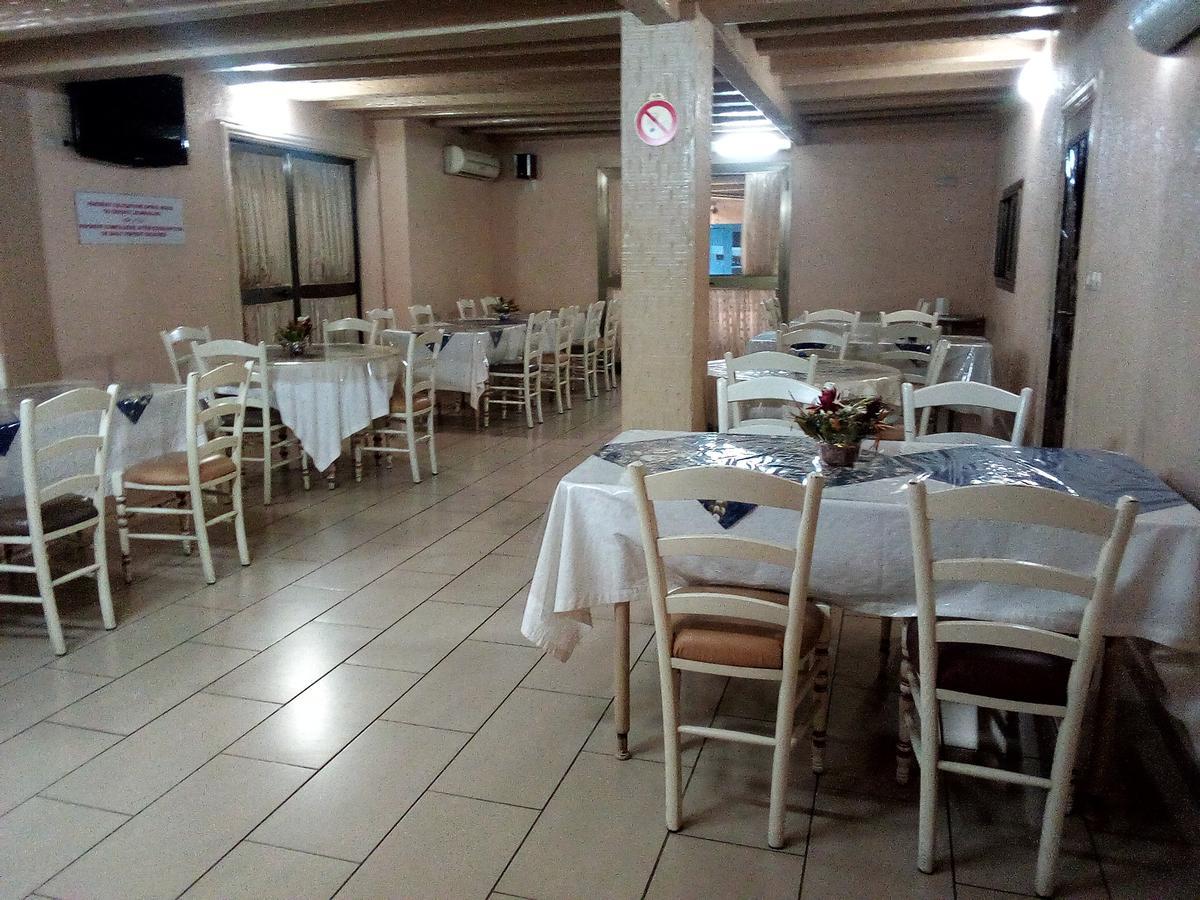 Hotel Saint Thomas Λομέ Εξωτερικό φωτογραφία