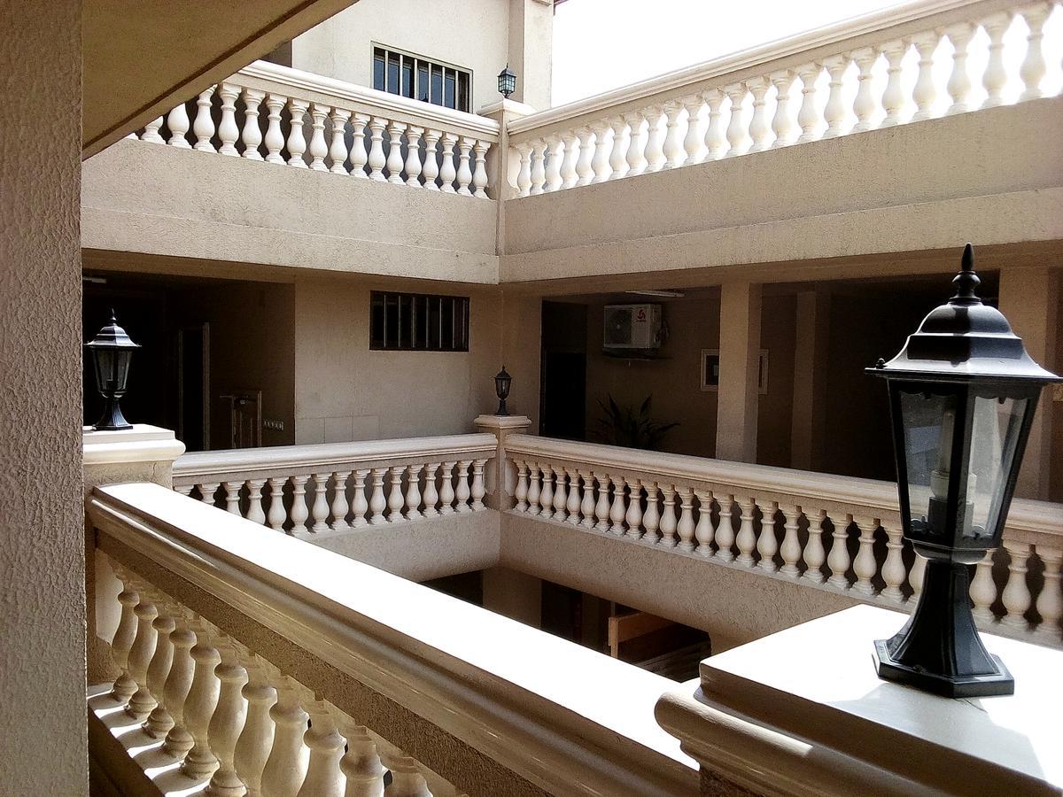 Hotel Saint Thomas Λομέ Εξωτερικό φωτογραφία
