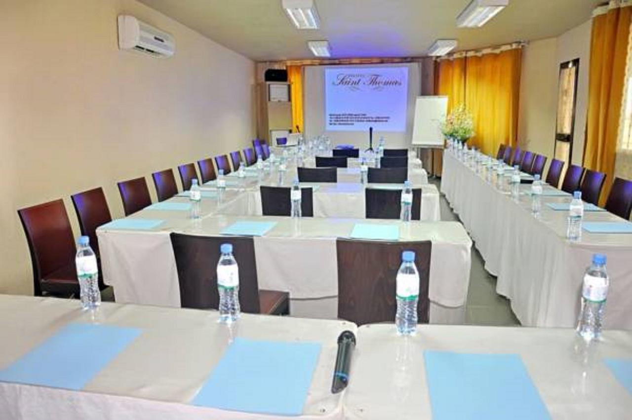 Hotel Saint Thomas Λομέ Εξωτερικό φωτογραφία