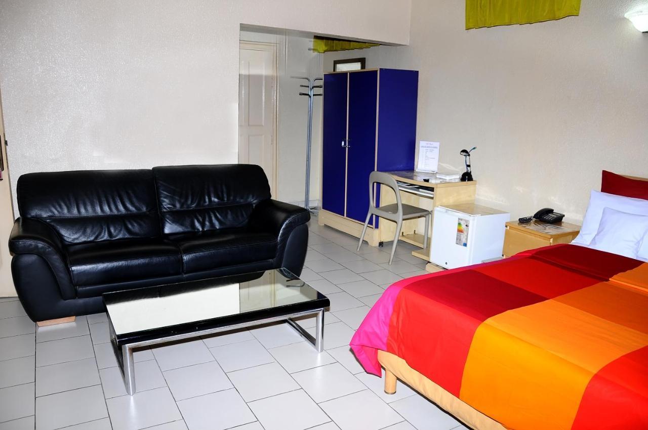 Hotel Saint Thomas Λομέ Εξωτερικό φωτογραφία